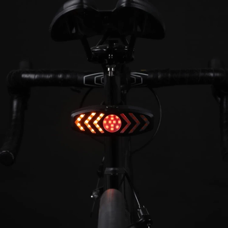 LAMPKA-ROWEROWA-KIERUNKOWSKAZY-ROWEROWE-LED-MIGACZE-LAMPA-SWIATLO-TYL-PILOT-Kod-producenta-DO-ROWERU-LAMPKA-TYLNA-MIGACZ-SYGNALIZACJA.jpg